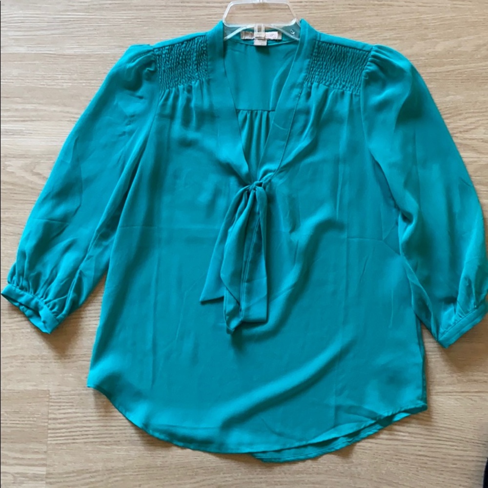 Forever 21 Love Blue blouse size xs work